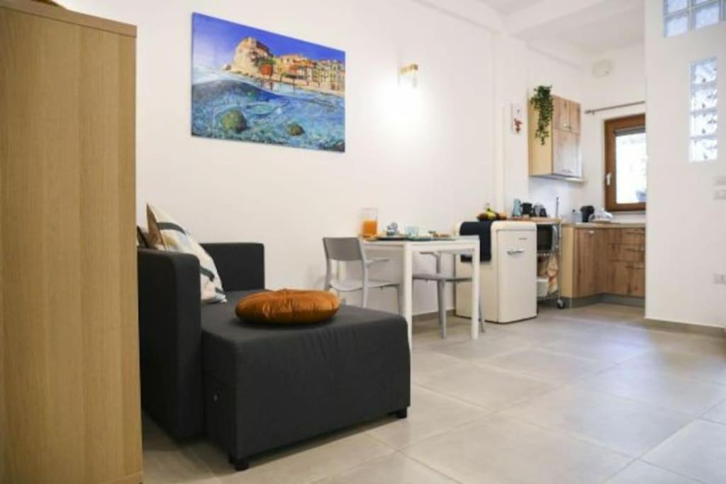 Granello Di Sabbia - Chianalea Di Scilla Apartment ภายนอก รูปภาพ